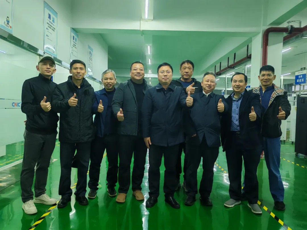 品牌資訊丨長江水利委、中國一冶集團、武漢大學(xué)等專家一行蒞臨中核儀表參觀考察